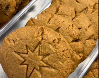 6 biscuits Keto au beurre de cacahuète