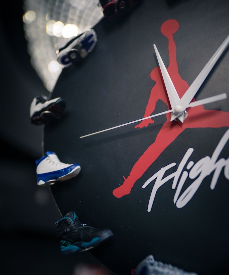 air jordan mini clock