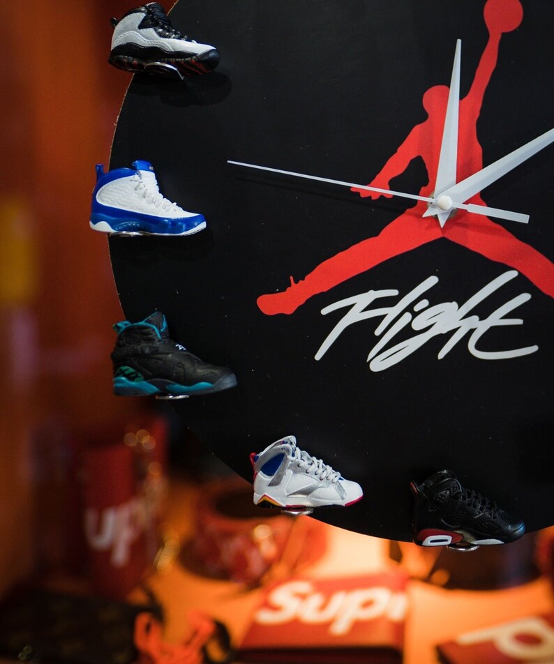 michael jordan 3d sneaker clock