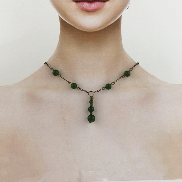 Emerald Jade Graduated Bead Rosary Style Necklace