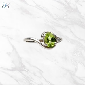Natural Uplifting Peridot Gemstone Ring in Sterling Silver, August Birthstone Ring