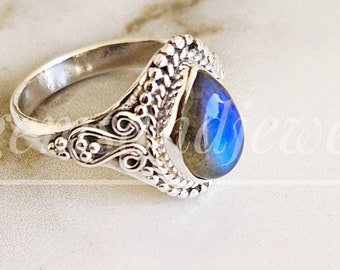 Labradorite Ring Gemstone Ring · Fire Ring · Statement Ring · Semi Precious Ring · Bridesmaid Gift handmade ring 925 sterling silver ring