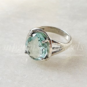 Flawless Brazilian Aquamarine Ring*925sterling Silver Ring*Blue Ring*Handmade Ring*Jewelry*promise propose  ring*Gifts egg shaped gemstones