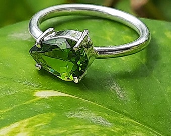 Natural Peridot Ring, Handmade Silver Ring, 925 Solid Sterling Silver Ring, Boho Ring, Sterling Silver Ring Peridot, Ring for women