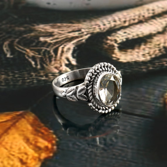 Petalite ring best sale