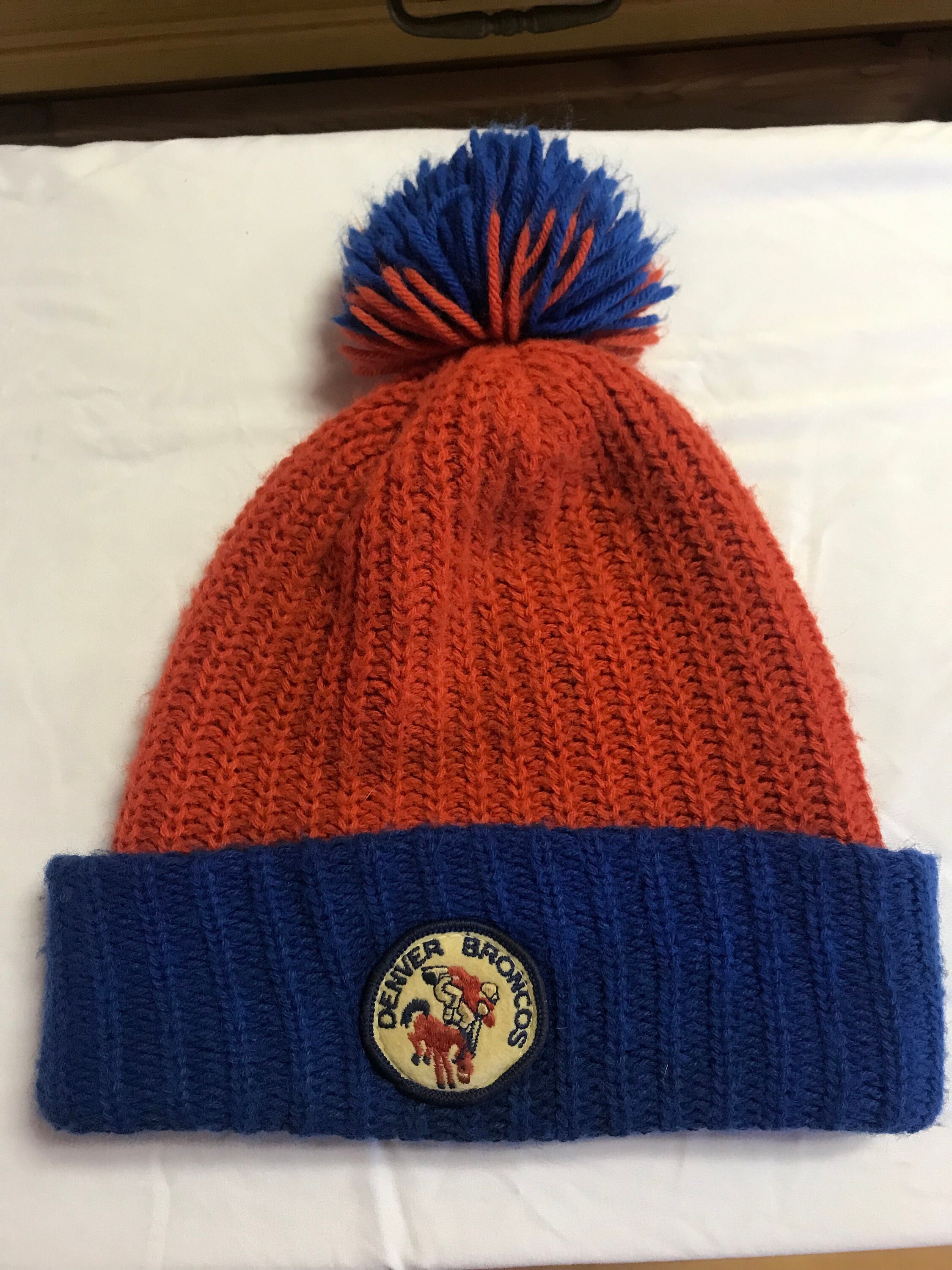 Vintage Unisex Denver Broncos Wool Beanie Denver Broncos Pom Cuffed Beanie | NFL | Starter main image 3