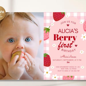 Tarjeta fotográfica, invitación para el primer cumpleaños de tu pequeño con temática de fresas. Invitación a una dulce fiesta con temática de fresas. Editable para su primer cumpleaños.