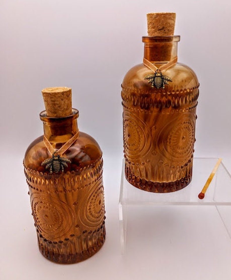 Matches Bottles in Stylish Amber Brown in Vintage Etched Design Bee