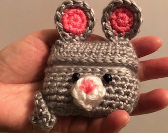 Handknit Airpod Pro Case - Mouse