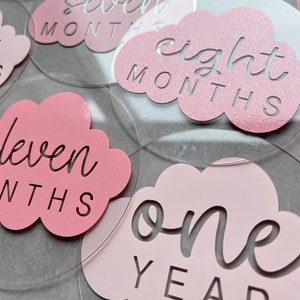 Marcadores de hitos de acrílico personalizados en forma de nube para el primer año de vida mensual, regalo para baby shower de recién nacidos