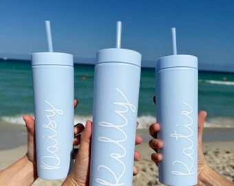 Tumbler con nome magro, regalo colorato personalizzato per damigelle d'onore, bomboniera per festa di addio al nubilato