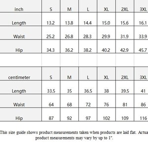 Puede incluir: Una tabla de gu&iacute;a de tallas con medidas en pulgadas y cent&iacute;metros. La tabla muestra medidas de largo, cintura y cadera para las tallas S a 3XL. Las longitudes var&iacute;an de 33,5 a 41 cent&iacute;metros.