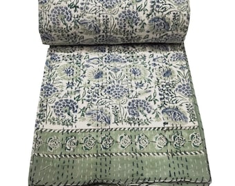 Trapunta Kantha floreale fatta a mano: copriletto in cotone indiano, copriletto boho