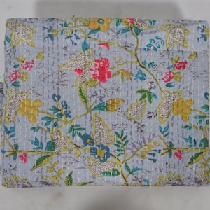 King Size Kantha Quilt Indian Grey Floral Print Kantha Bedspread Bohemian Quilt Cotton Bed Cover Bedding Quilt Kantha Quilts Queen