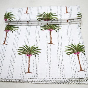 Palm Tree Print White Quilt Indian Kantha Quilt Cotton Bedspread King Size Blanket Kantha Throw Kantha Bed Cover Bedding Boho Quilt