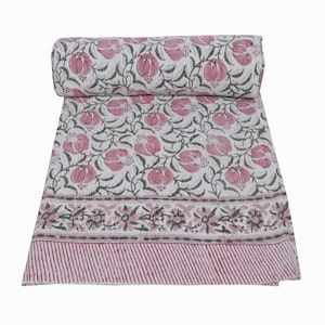 Hand Block Print Kantha Quilt Pink Floral Quilt King Bedspread Kantha Blanket Indian Bedspread Indian Quilt Queen Quilt Bed Cover