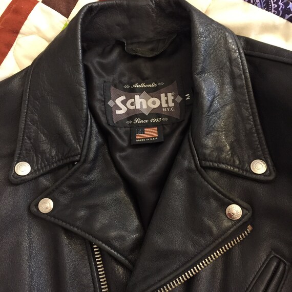 Vintage Schott leather jacket. Mens medium - image 4