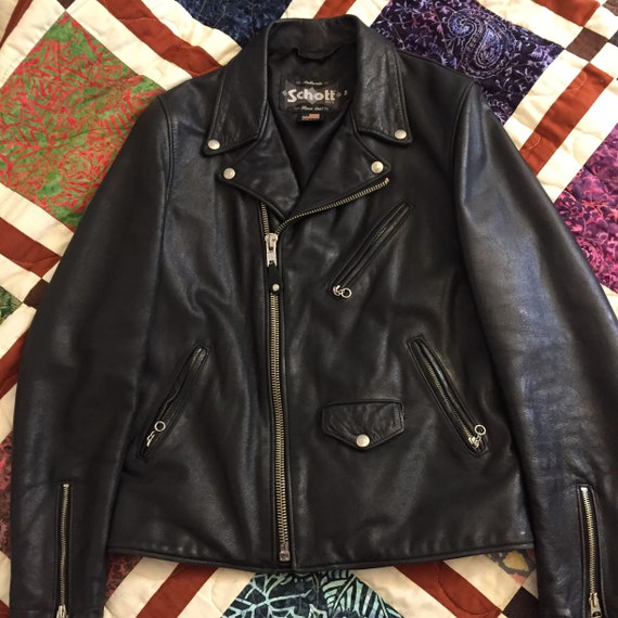 Vintage Schott leather jacket. Mens medium - image 3