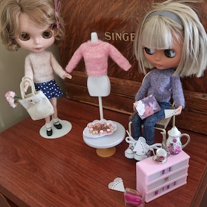 Blythe basic long sleeve hand knit sweaters / tops in fine faux mohair yarn / tops for Blythe / choice of 3 / Valentine&#39;s series