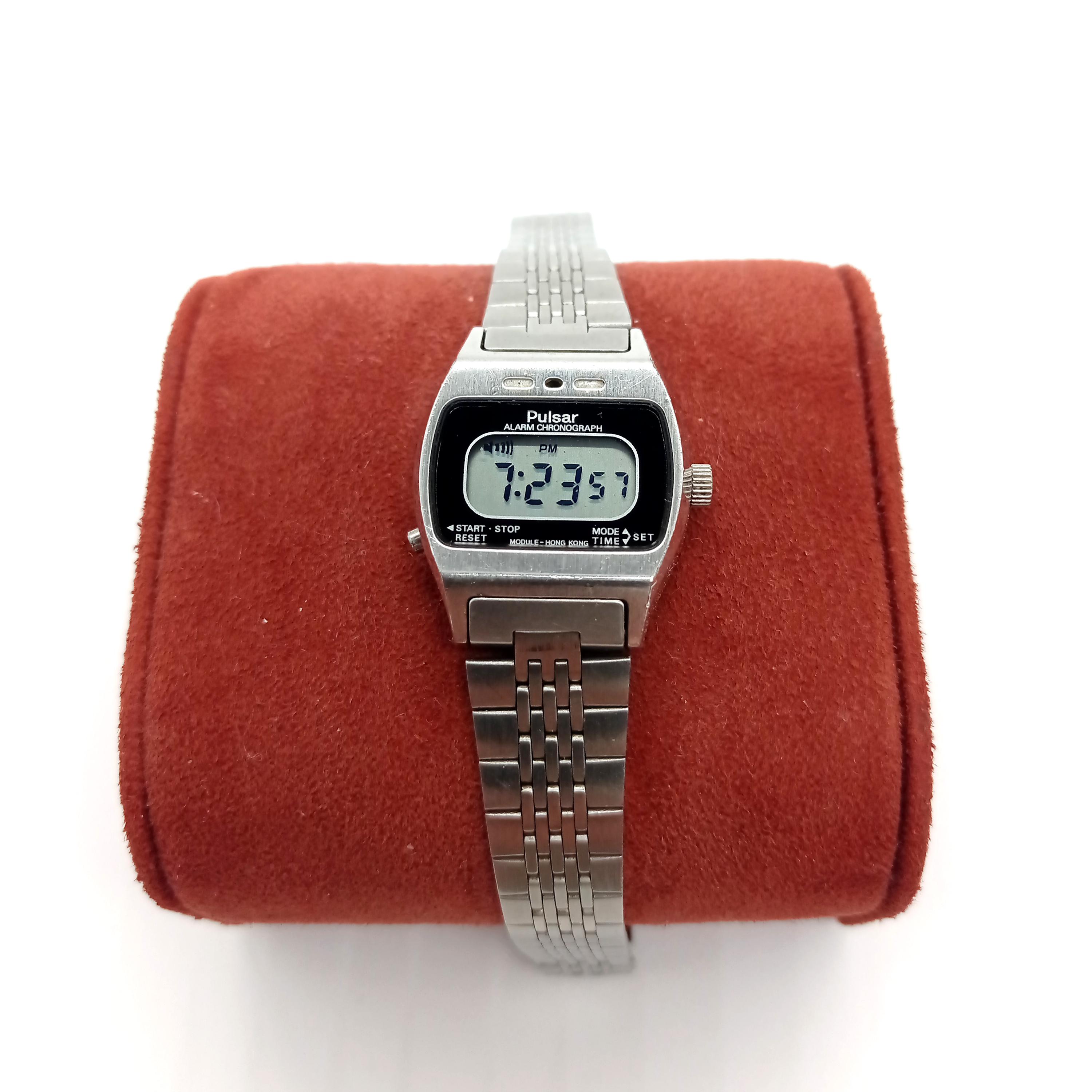 Pulsar digital watch - Etsy 日本