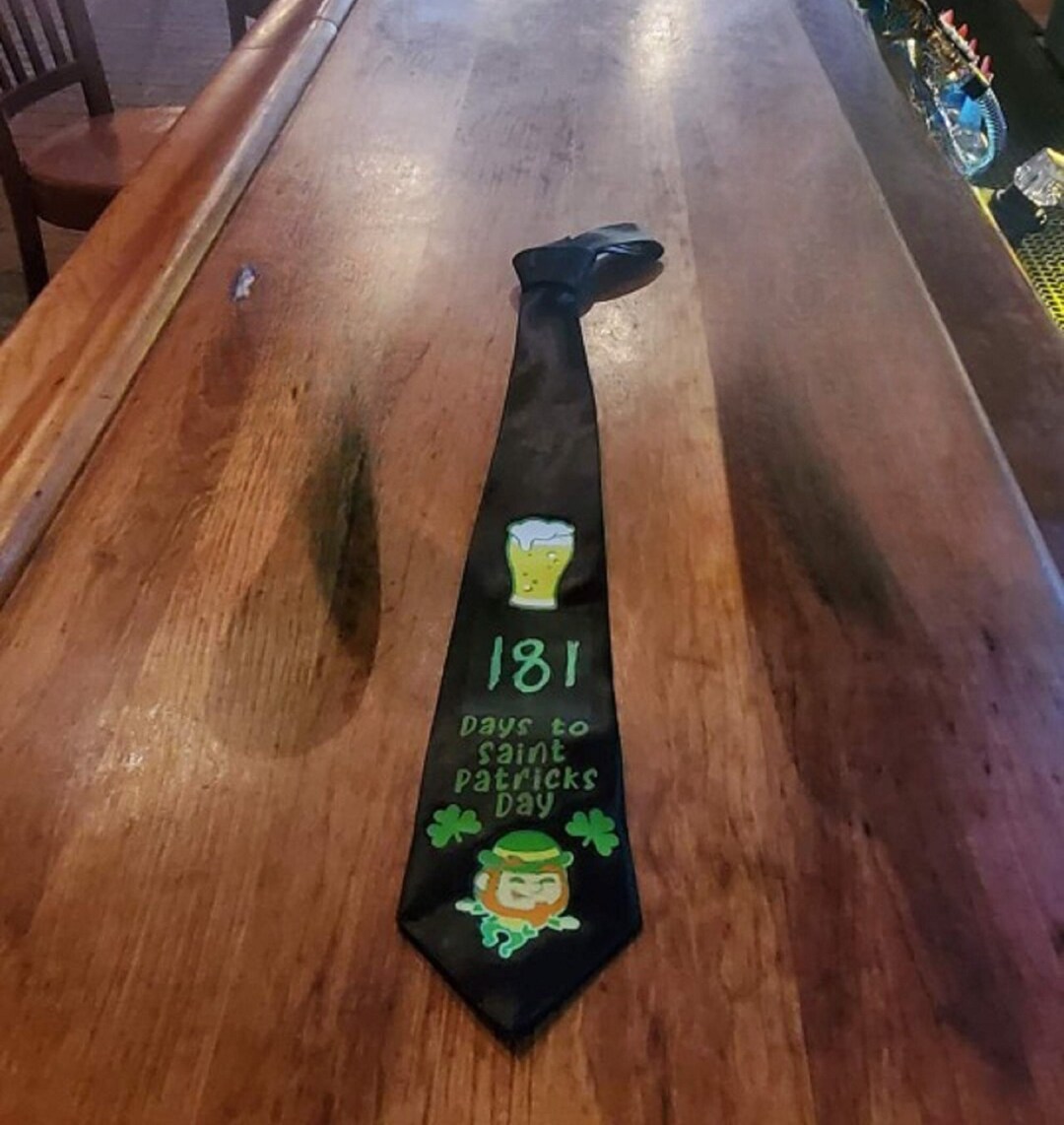Countdown to St. Patrick's Day Tie - Etsy