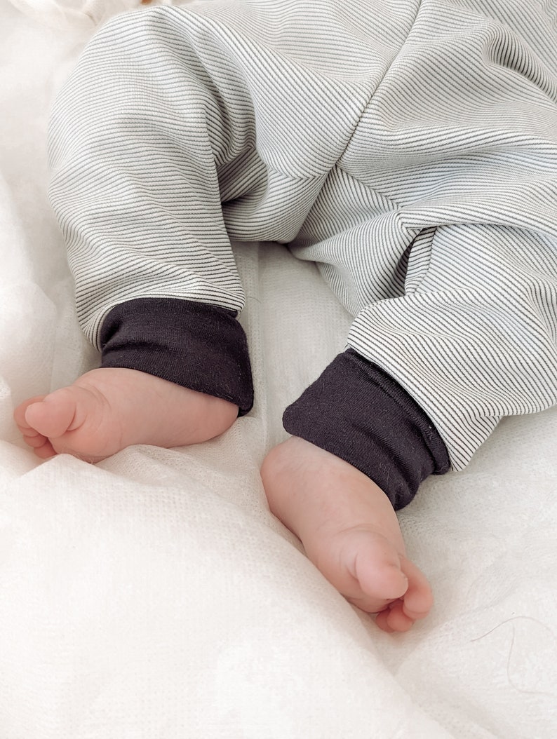 Baby's progressive jogging style pants image 6