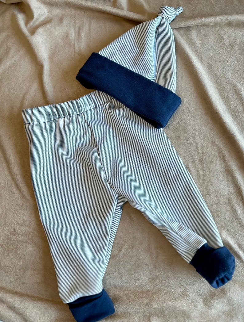 Baby's progressive jogging style pants image 2
