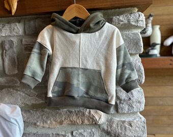 Colorblock hooded cotton sweater