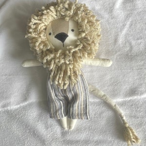 Lion fabric soft toy, lion plush, lion plushie