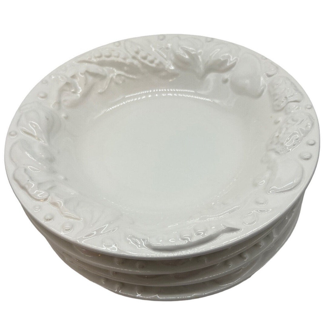 Set of 4 POTTERY BARN Plate Embossed Garlic 10 Pasta Soup Bowls White