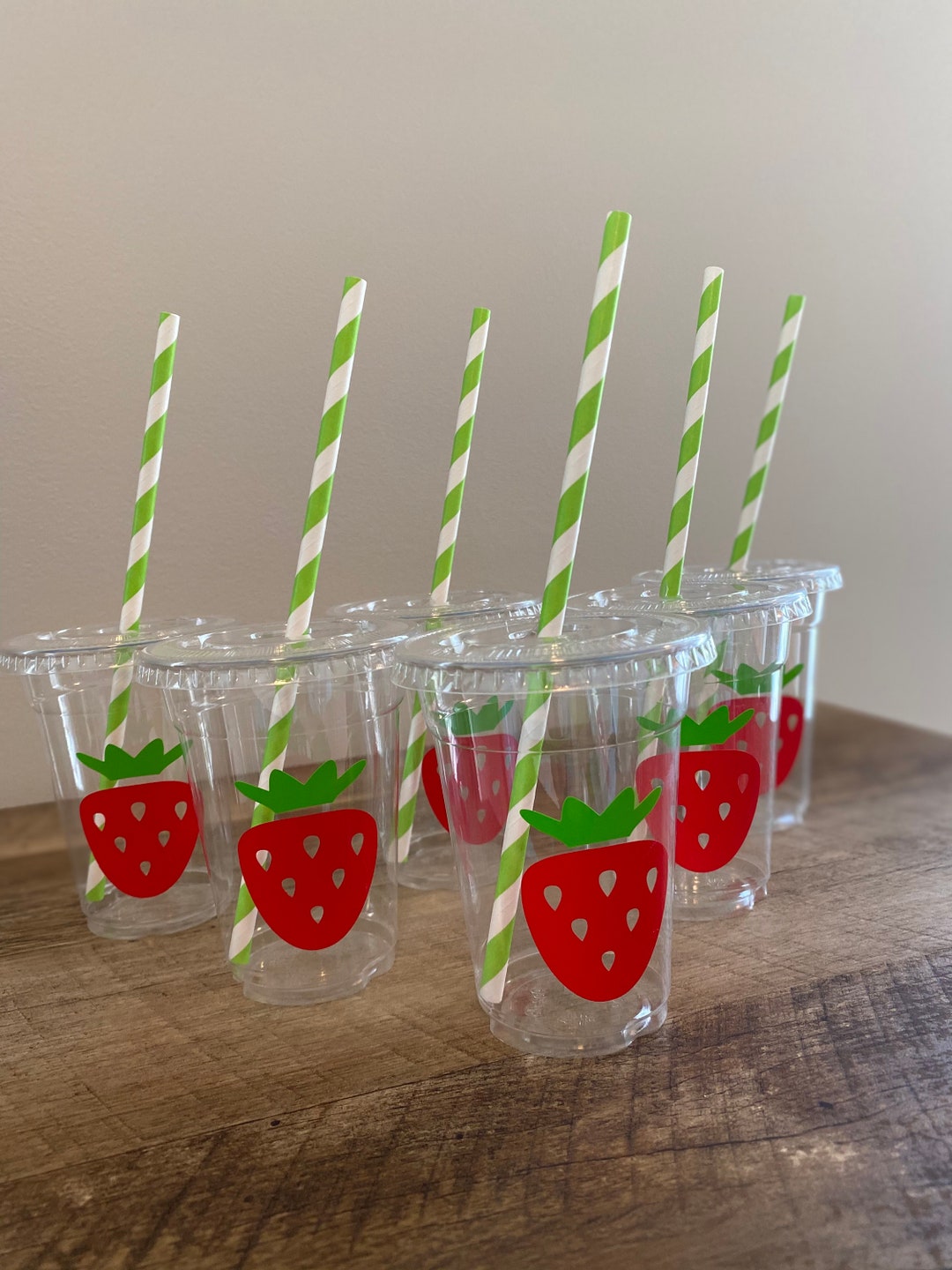Berry Sweet Strawberry Party Cups, 9oz Disposable, Strawberry Decal ...