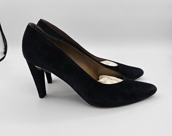 Vintage Stuart Weitzman Black Suede Heels – Gold Detail Pointed Toe Pumps – Size 8.5 Made in Spain