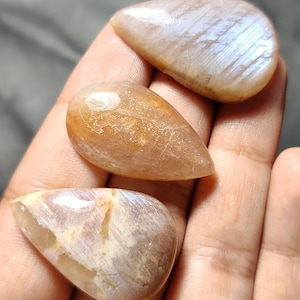 3 Pieces of Belomorite (Sunstone in moonstone) Smooth Cabochon, Top Grade Quality of Pear Shapes Belomorite Cabochon for making Jewelry,
