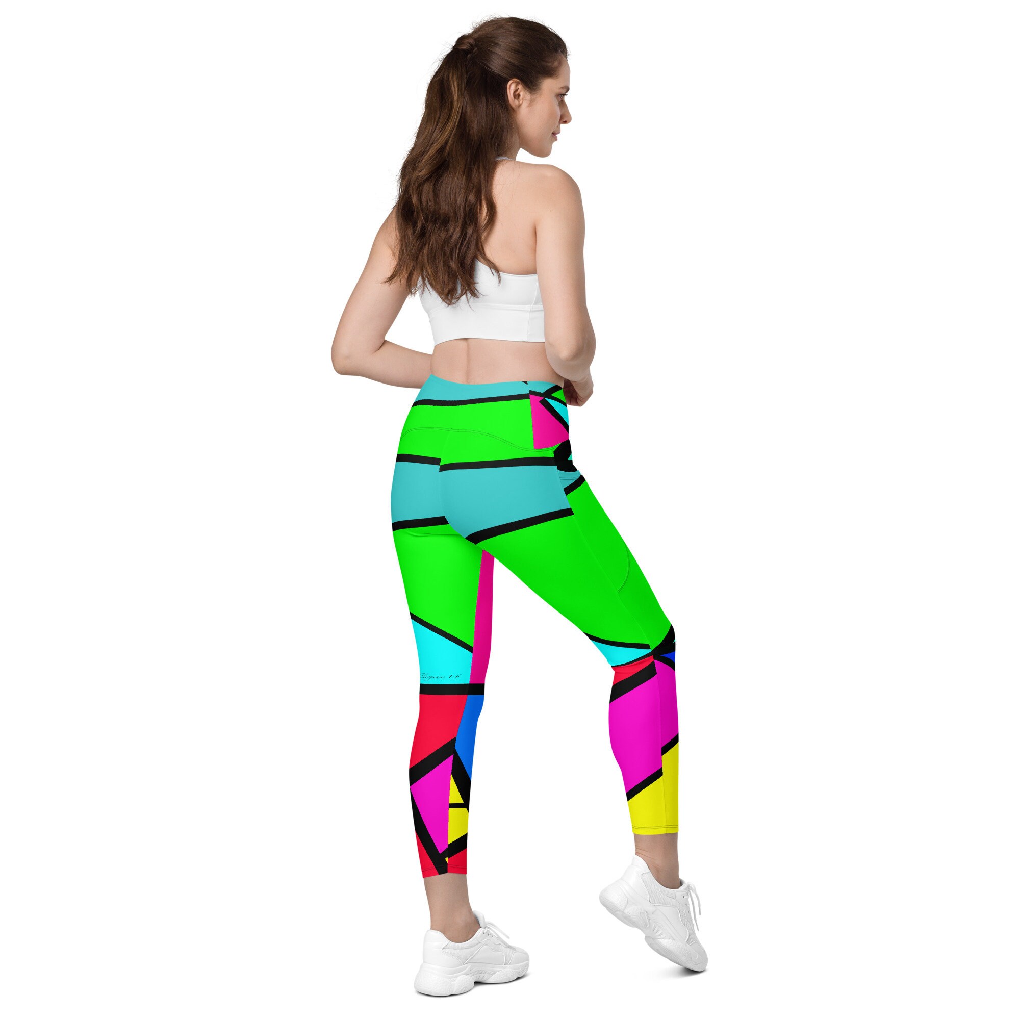 Women's Sports Leggings With Phone Pocket