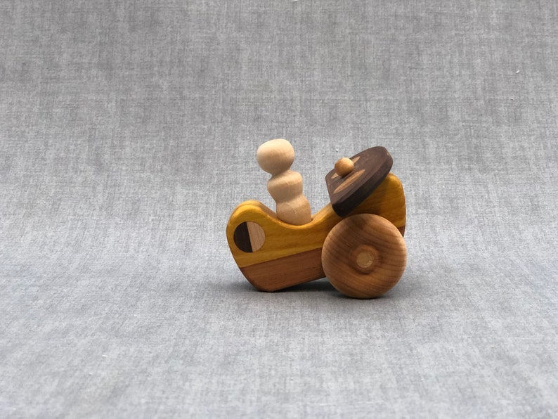 Small Robbie wood toy Plane image 6