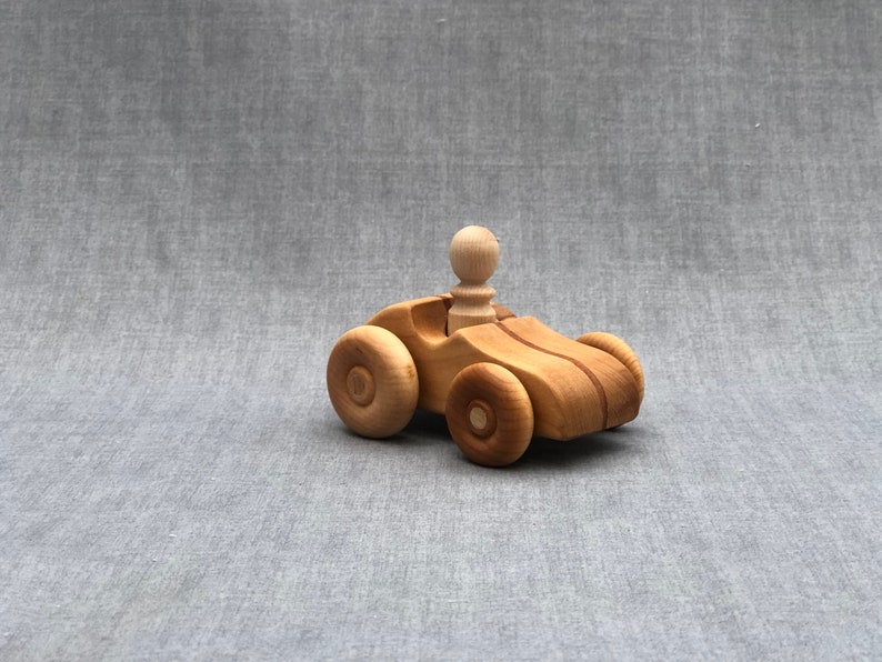 Small wood toy Racecar image 3