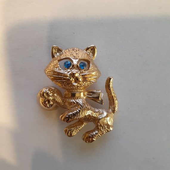 Vintage Avon Cat Kitty Blue Eyes Bell Brooch Pin … - image 6