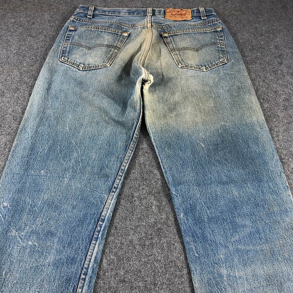 Vintage 80s Light Wash Levis 501 Jeans 32x29, Lev… - image 4