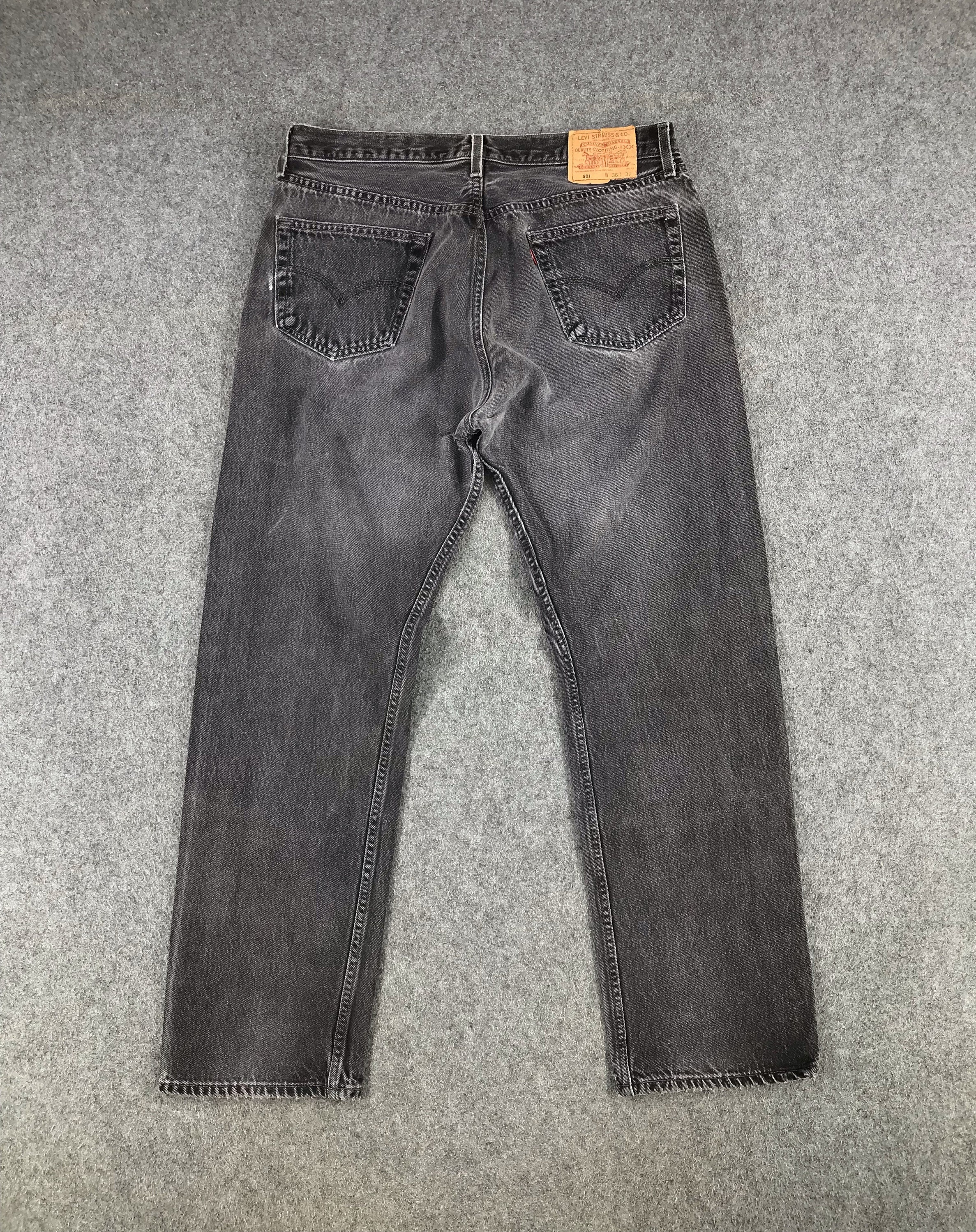 Vintage 90s Distress Levis 501 Jeans 