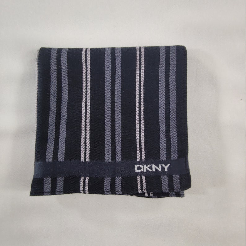 DKNY Handkerchief Neckerchief Bandana Wrap Shawl Vintage Accessories Luxury Gift Authentic Legit Accessories Babushka