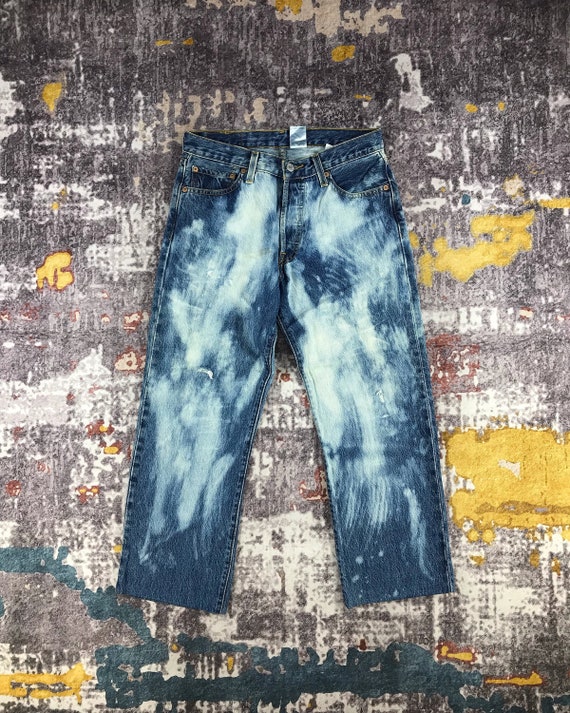 levis 501 bleached jeans