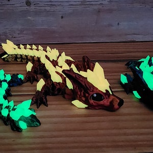 GlowMagic Baby Crystal Wolf Dragon - Articulated Dragon w/ colored eyes - Many Beautiful Colors -  3d Printed Flexible Sensory Toy