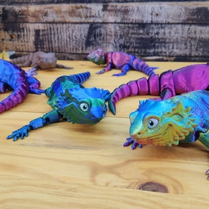 Articulating Bearded Dragon Baby/Adult 80 Colors Flexible Sensory Toy image 3