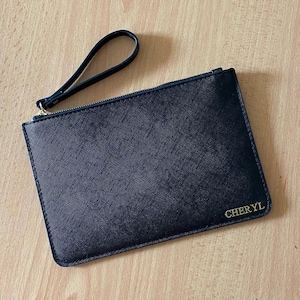Bolsa de embrague de cuero personalizada Wristlet, bolsa de dama de honor Saffiano Leather Monogrammed