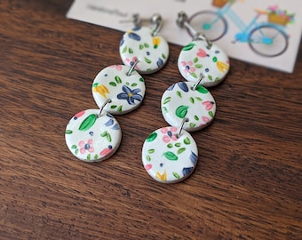 Floral white clay earrings, air dry clay earrings with hand painted flowers, spring earrings