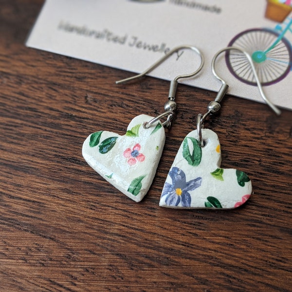 Floral hearts small clay earrings, white heart dangles with hand painted flowers, mother's day earrings, spring air dry clay earrings