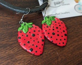 Strawberry earrings, fruit earrings, red clay earrings