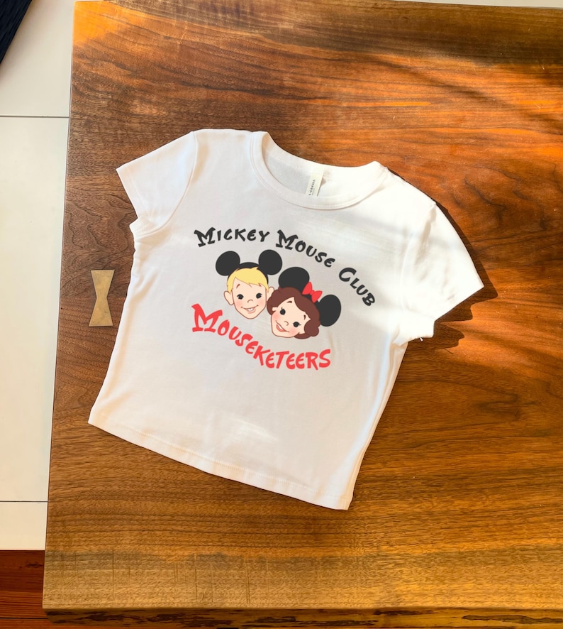 Mickey Mouseketeers Baby Tee, Mickey Baby Tee, Mouseketeers Baby Tee, Mickey Club Mouseketeers, Disney Baby Tee Bild 1