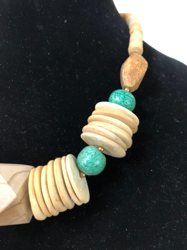 Vintage multi colored wood bead necklace teal colored beads