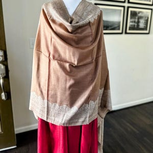 Soft Pashmina Wool Beige Scarf for Women and Men, Kashmiri Shawl, Pure Pashmina, Winter Wool Scarf, Himalayan Shawl, Elegant Cashmere Wrap